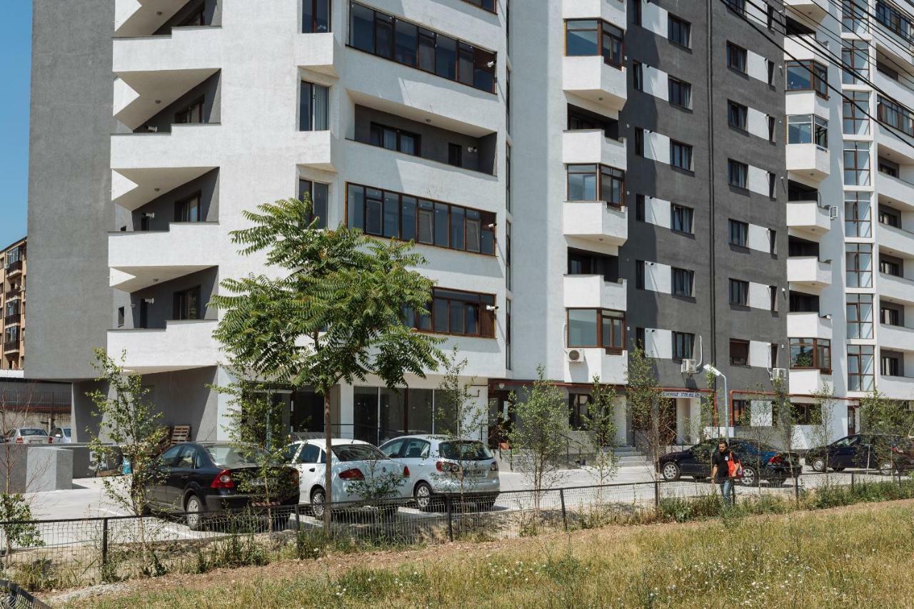 Luxury Flat 9 Near Metro Apartment Bucharest Exterior photo